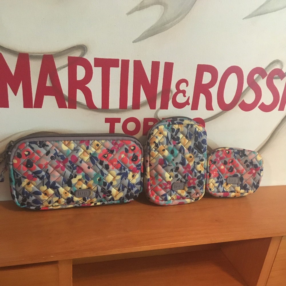 LUG – Roundtrip organizer in Wildflower Multi – NWOT